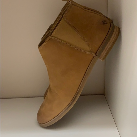 Sperry Topsider Tan Leather Booties - Picture 3 of 3